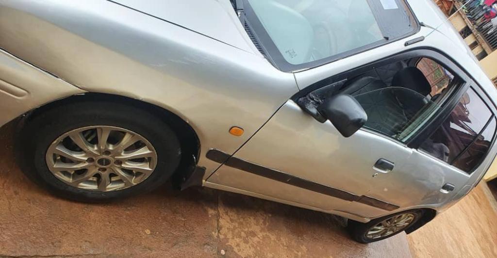 TOYOTA STARLET COUPE AVION au Cameroun - Photo 2