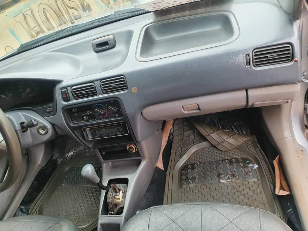 TOYOTA STARLET COUPE AVION au Cameroun - Photo 7