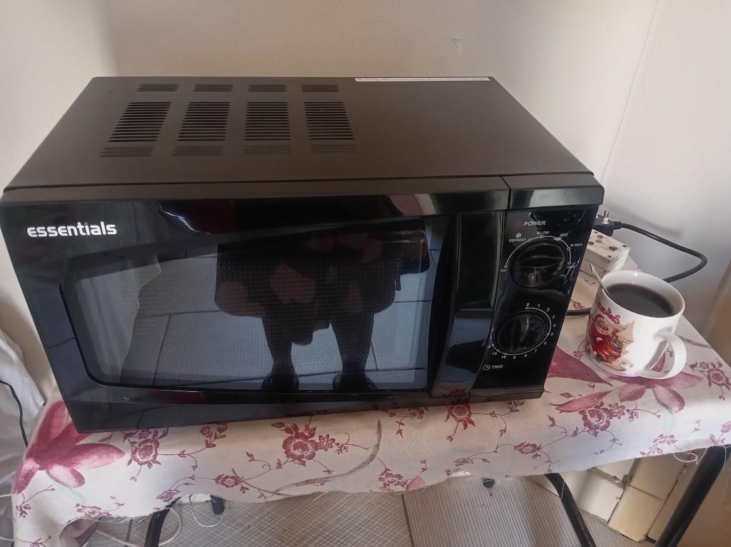 Microwave R1000 in Pretoria - Image 2