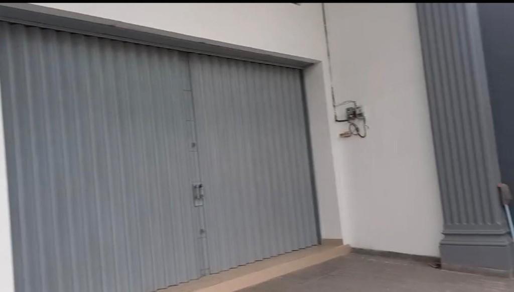 Disewakan Ruko gandeng baru lt 180 m2 kemayoran, jakarta pusat in Indonesia - Image 1