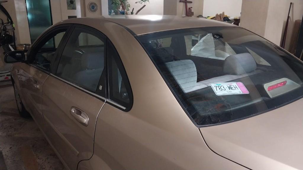 VENDO BONITO OPTRA en Ciudad de México (CDMX) - Imagen 2