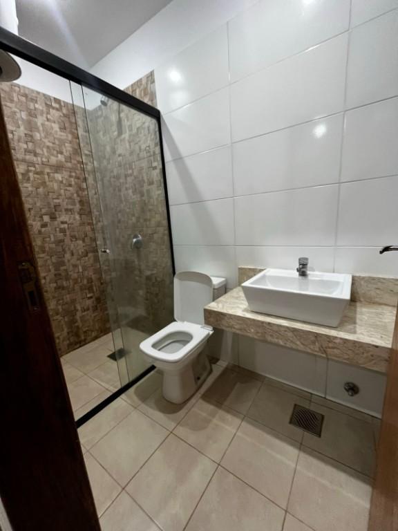 VENDO CASA EN EL BARRIO SAN RAFAEL DE CAMBYRETA en Encarnación - Imagen 9