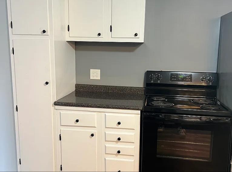 Spacious 4BR/2BA Home for Rent – Yorkville in Manhattan - Image 2