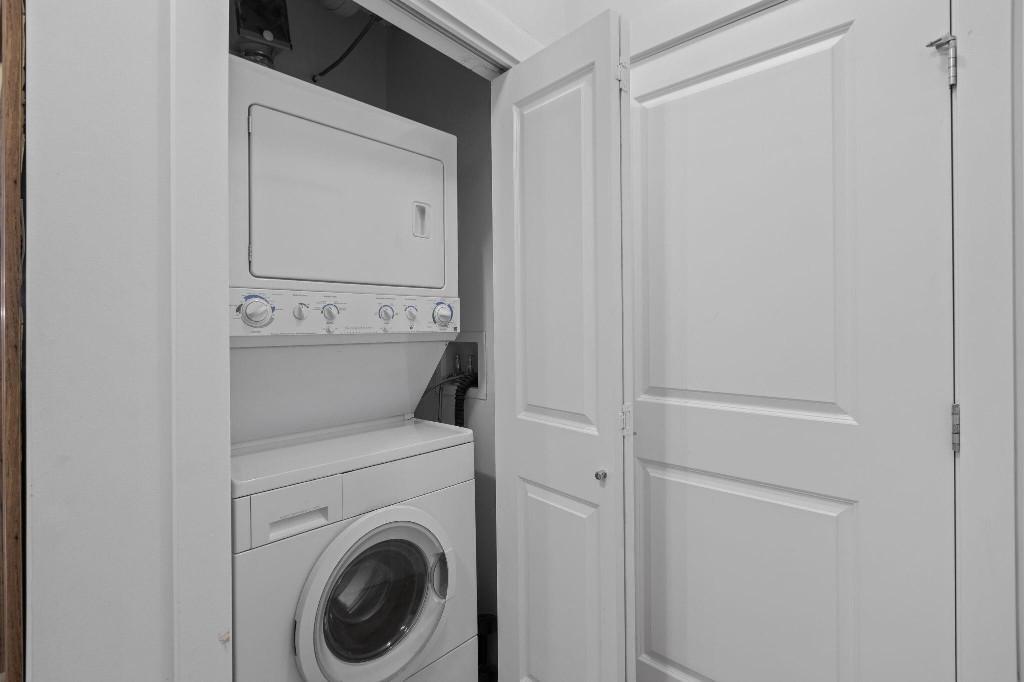 Specious Two bedrooms Two Baths Rent Rent in Vancouver - Image 2