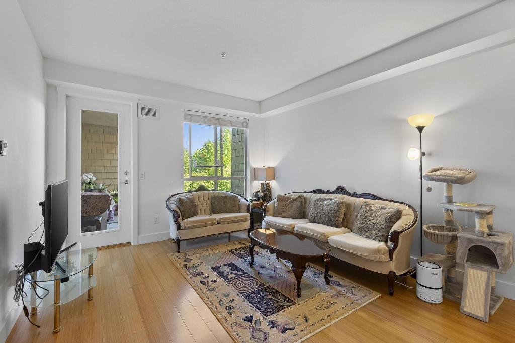 Specious Two bedrooms Two Baths Rent Rent in Vancouver - Image 7