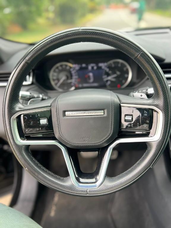 Vente d'une Range Rover Velar P340 S R-Dynamic Année 2022 à Abidjan - Photo 3