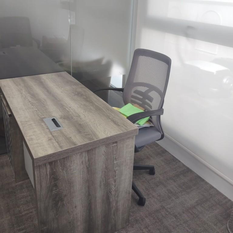 100 sqft fully Furnished Office Space Available For Rent in Dubai - Image 6