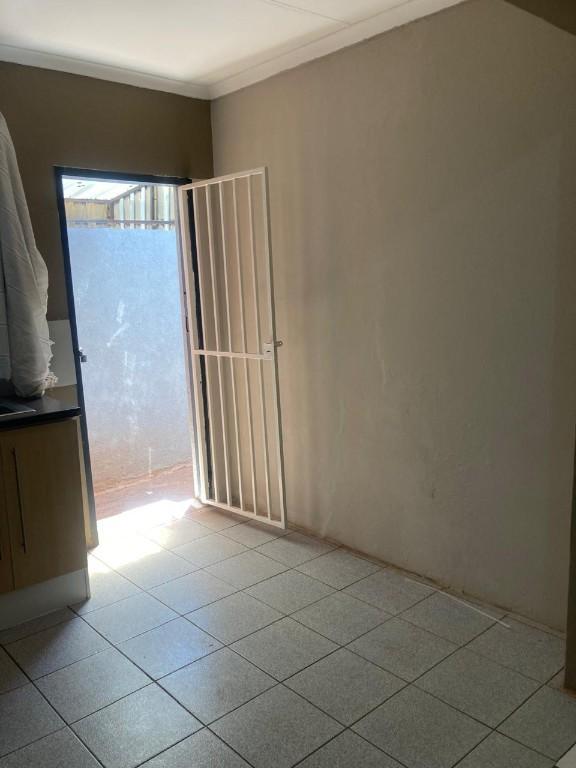 PROPERTY FOR SALE in Randburg - Image 2