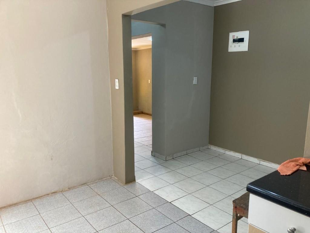 PROPERTY FOR SALE in Randburg - Image 3