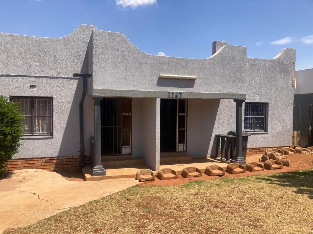PROPERTY FOR SALE in Randburg - Image 10