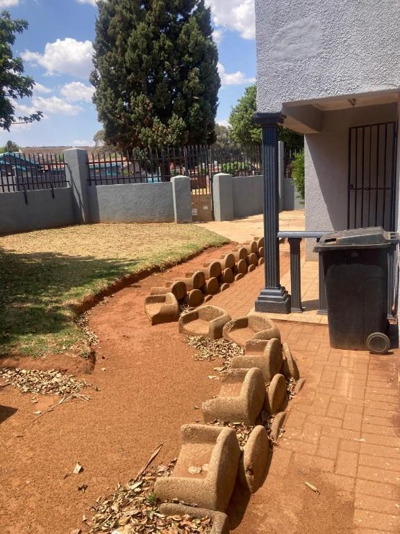 PROPERTY FOR SALE in Randburg - Image 12
