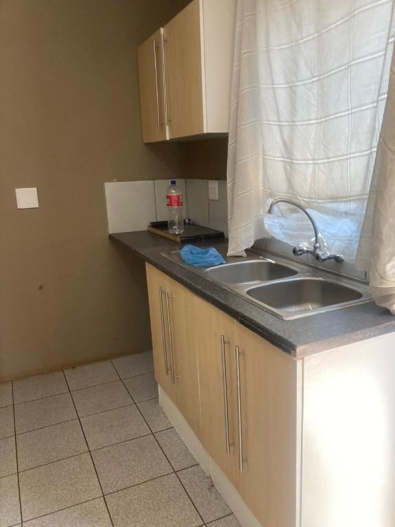 PROPERTY FOR SALE in Randburg - Image 19
