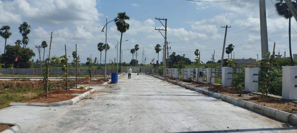 HMDA&RERA Approved Open plots for sale At Exit no12 Ramdaspally in Lal Bahadur Nagar - Image 2