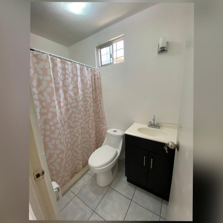 ¡SE RENTA CASA! Fracc. Santa Rocio en Culiacán - Imagen 4
