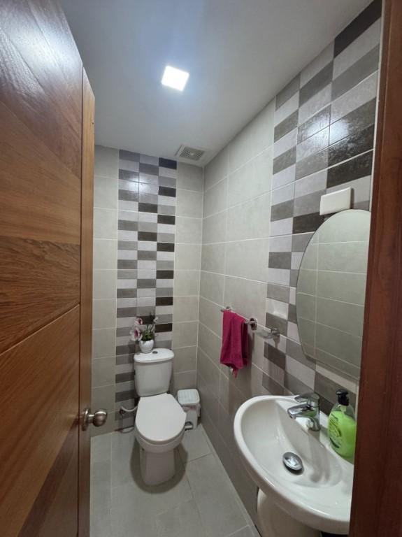 VENDO APARTAMENTO CON TERRAZA 2DO NIVEL ALMA ROSA 1 en la República Dominicana - Imagen 8