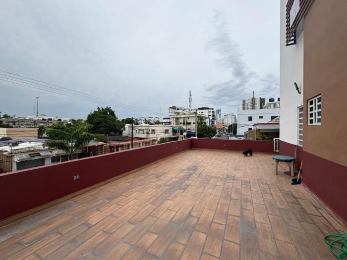 VENDO APARTAMENTO CON TERRAZA 2DO NIVEL ALMA ROSA 1 en la República Dominicana - Imagen 1