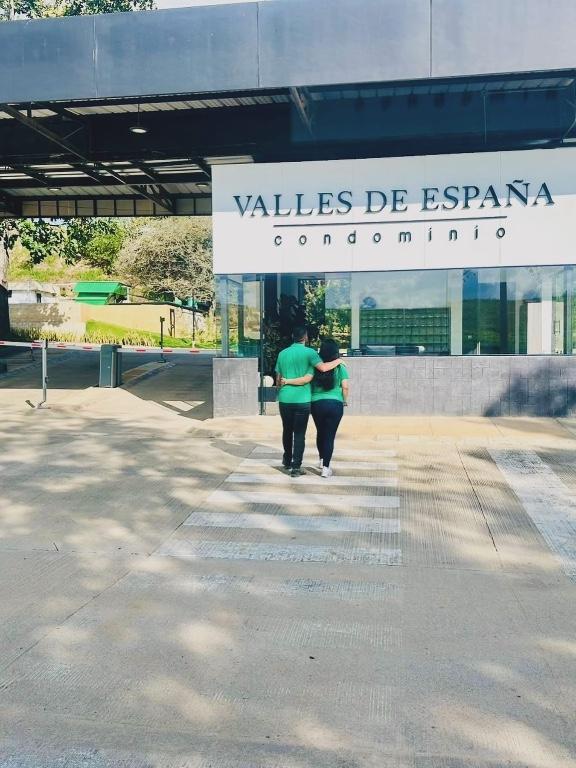 VENTA LOTE RUITOQUE BAJO. CONDOMINIO VALLES DE ESPAÑA en Floridablanca - Imagen 4
