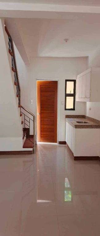 AFFORDABLE HOUSE & LOT IN LAS PIÑAS CITY in Kawit - Image 7