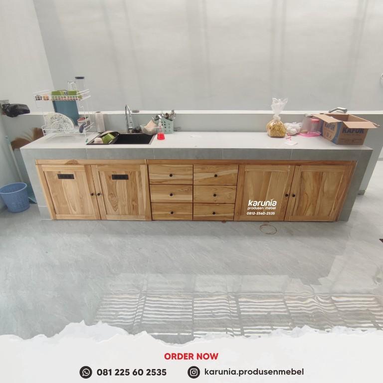 Custom Kitchen Set Kayu Solid Minimalis Jogja in Indonesia - Image 5