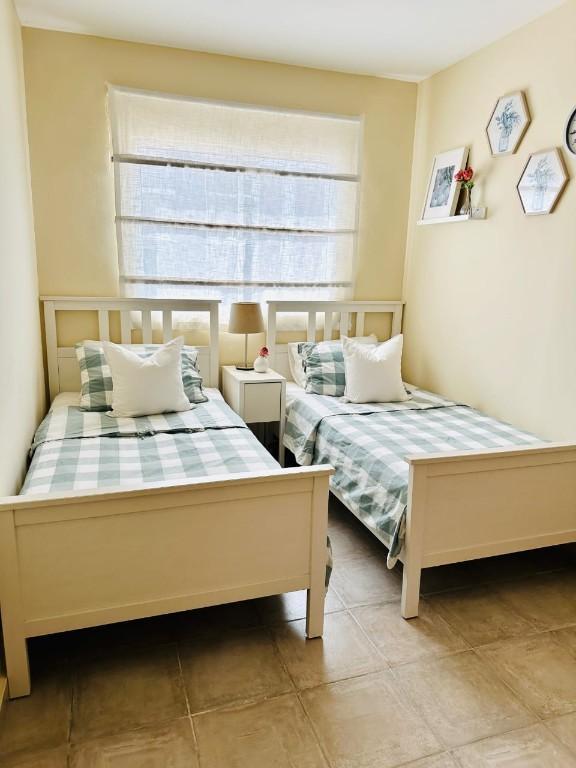 APARTAMENTOS EN ZONA ORIENTAL TRES HABITACIONES DOS BAÑOS en la República Dominicana - Imagen 5