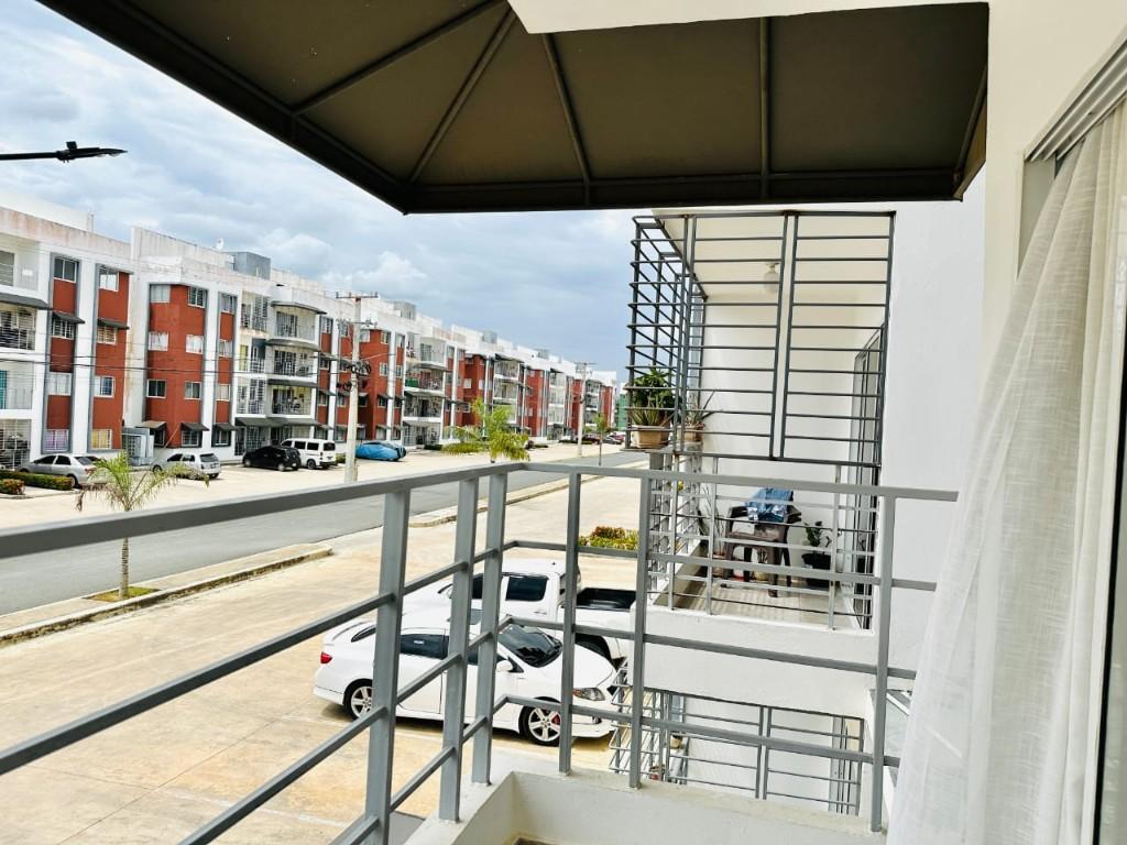 APARTAMENTOS EN ZONA ORIENTAL TRES HABITACIONES DOS BAÑOS en la República Dominicana - Imagen 2