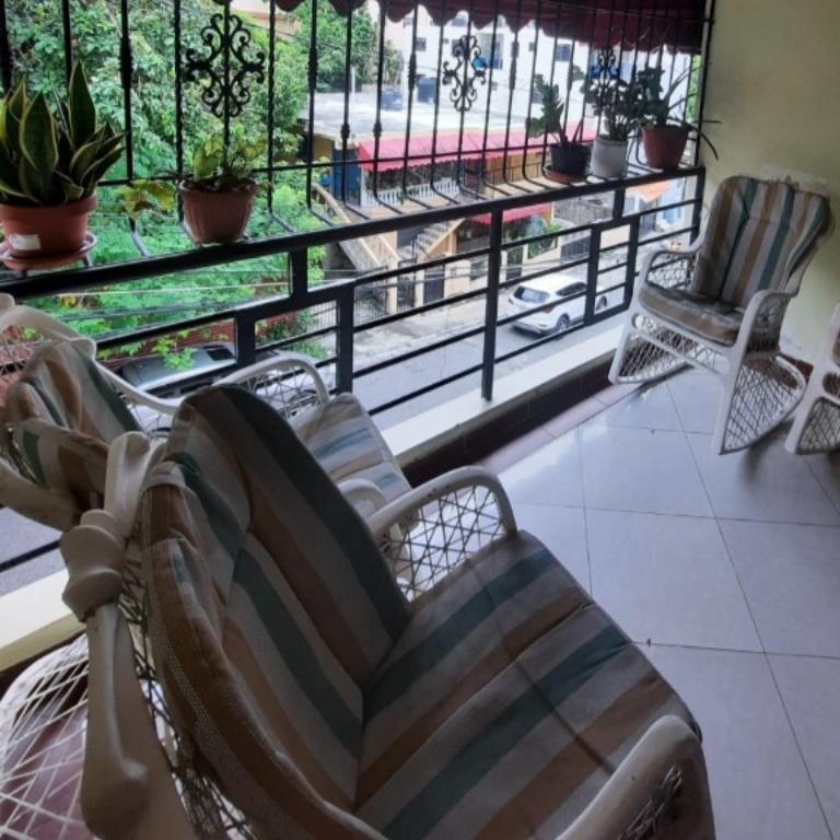 VENDO APARTAMENTO DE OPORTUNIDAD RESIDENCIAL REPARTO ROSA en la República Dominicana - Imagen 1
