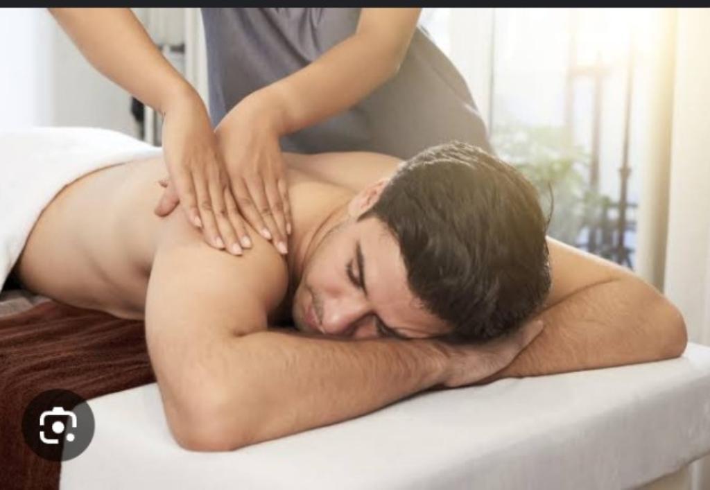Spa Message Canter Relex Full Body Message Best Spa Service, in Pakistan - Image 1