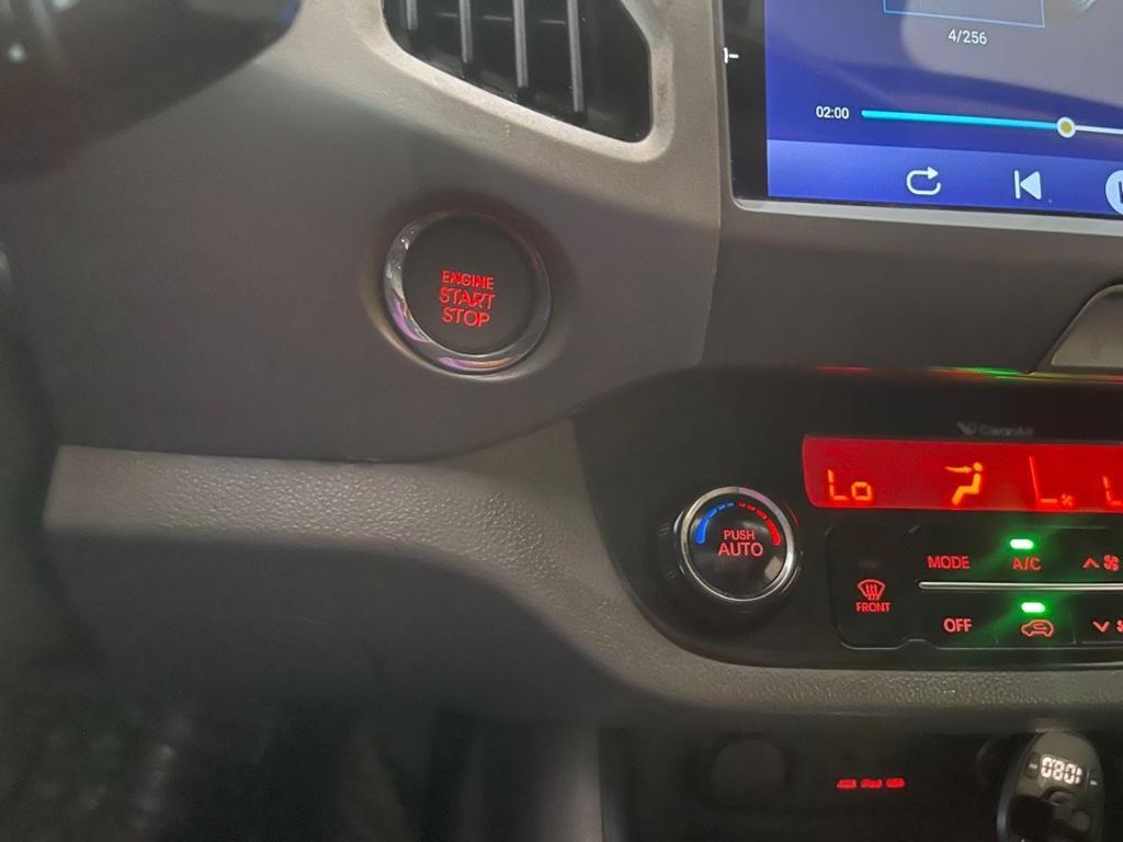 KIA SPORTAGE 2014 FULL OPTIONS 4X4 au Cameroun - Photo 7