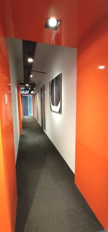 Modern Start-Up Office with Internet Access in SetiaWalk in Puchong New Village - Image 4