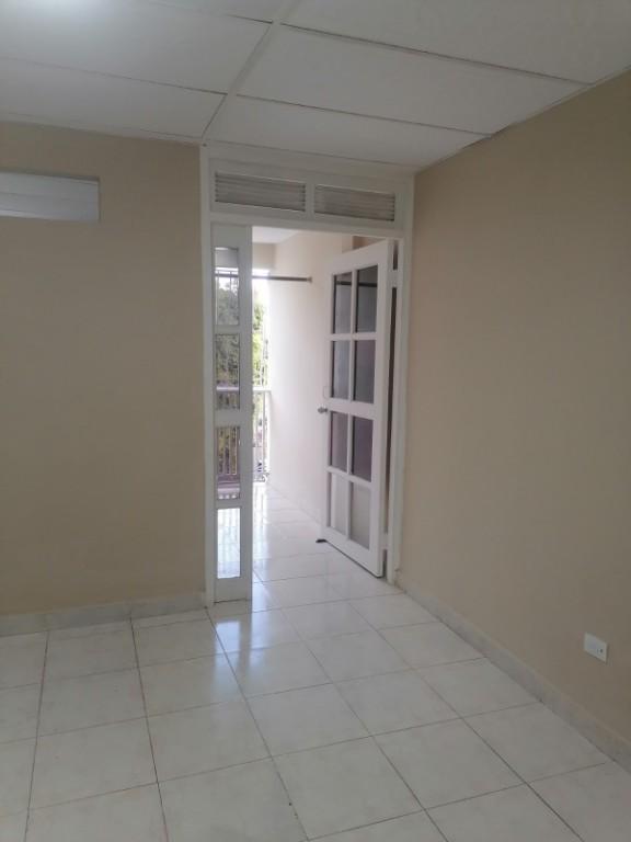 SE VENDE APARTAMENTO en Panamá - Imagen 2