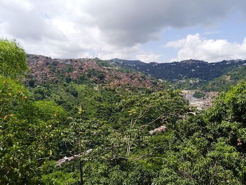 APARTAMENTO - MIRANDA - 228 Mts2 en Venezuela - Imagen 18