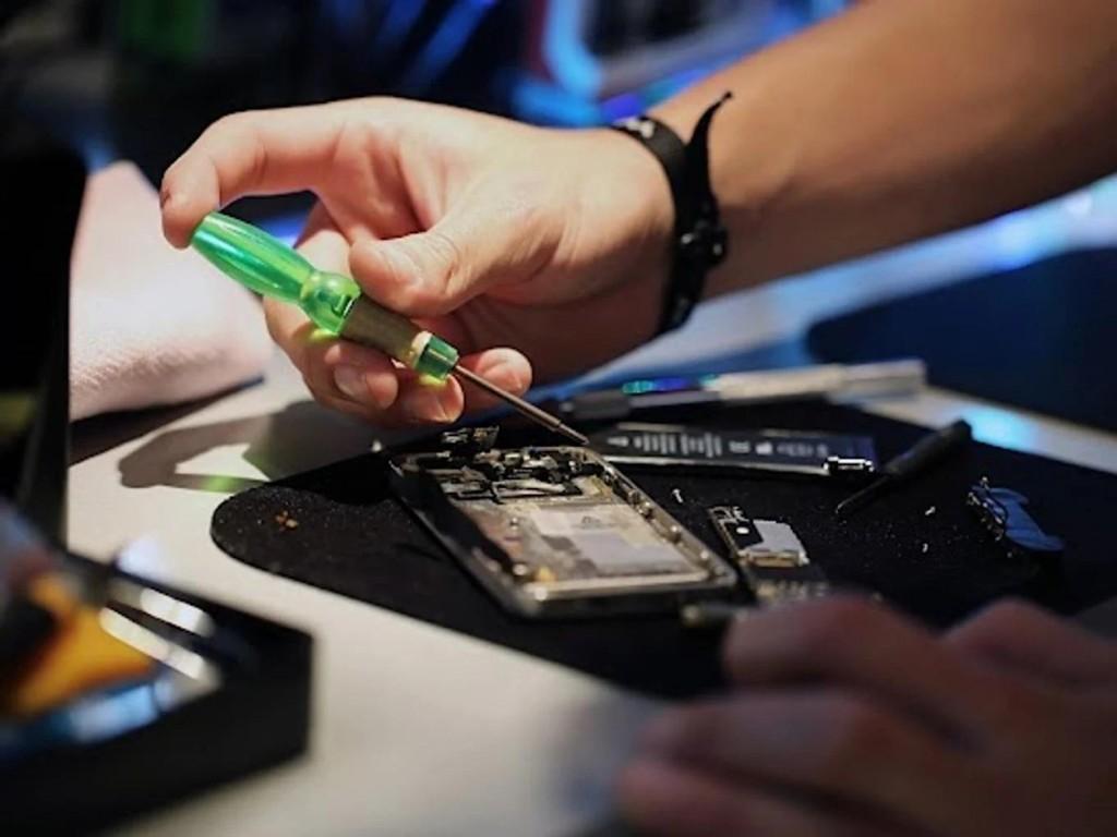Cheapest iPhone Repair in Downey - Image 6