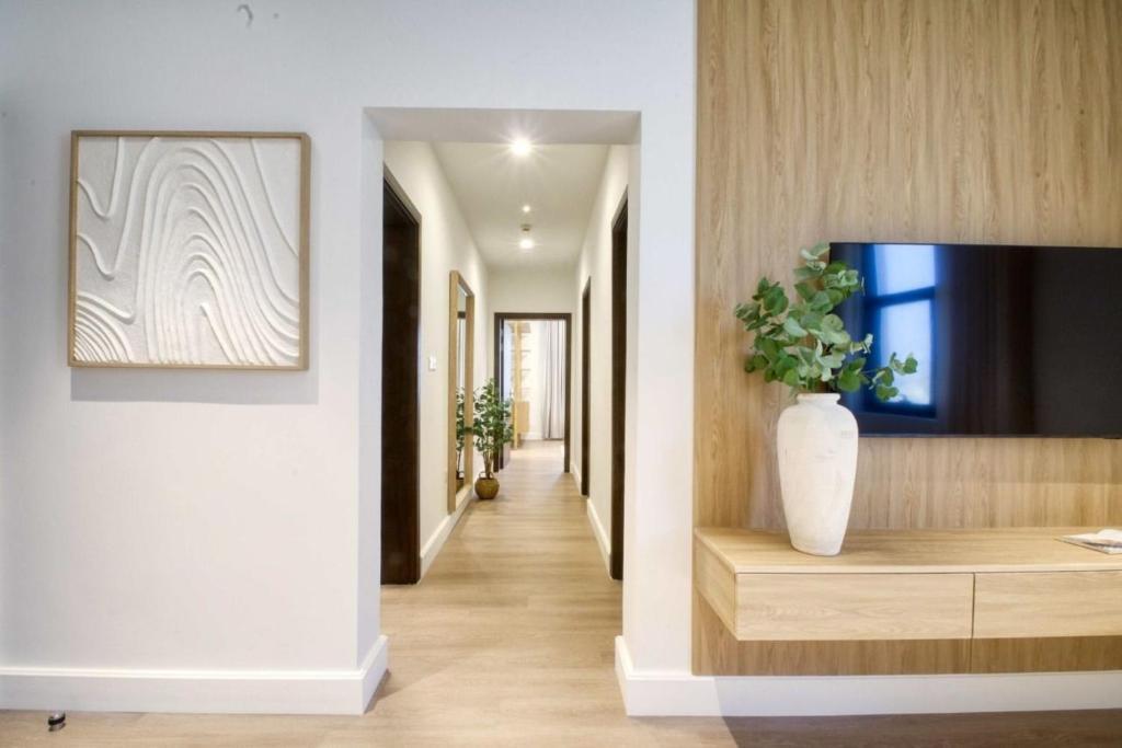 3BR for Rent | Japandi Design | All Bills Included in Zubārah - Image 7