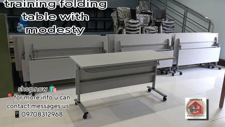 FOLDING TABLE WITH MODESTY in Bignay - Image 4
