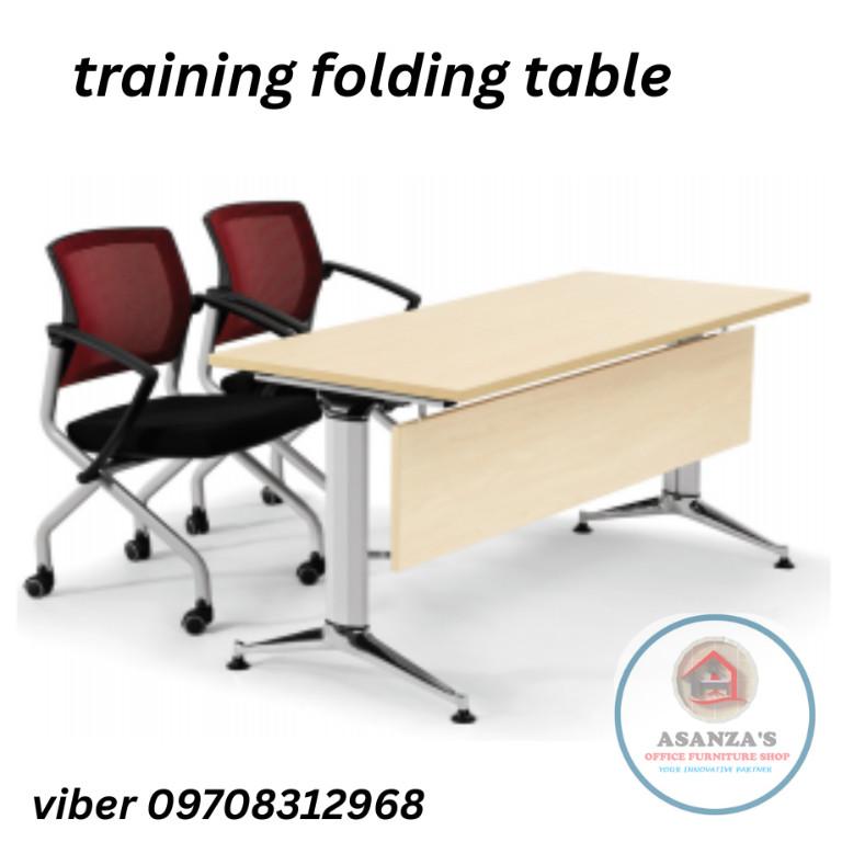 FOLDING TABLE WITH MODESTY in Bignay - Image 3