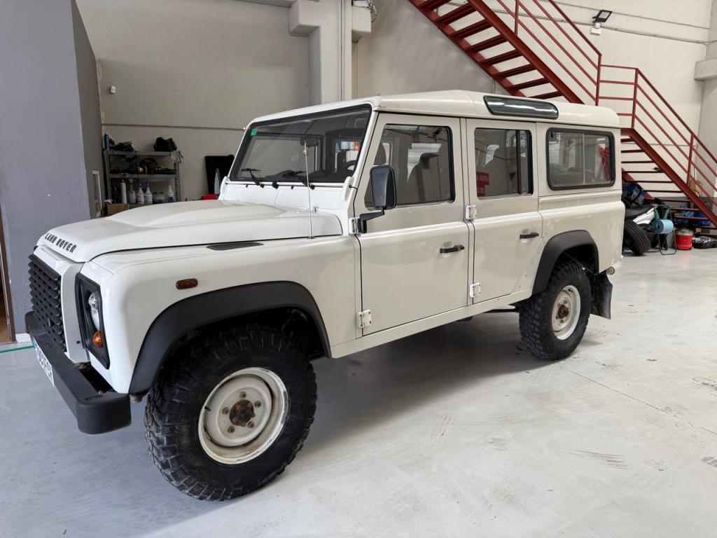 Land-Rover Defender 110 en Armilla - Imagen 1
