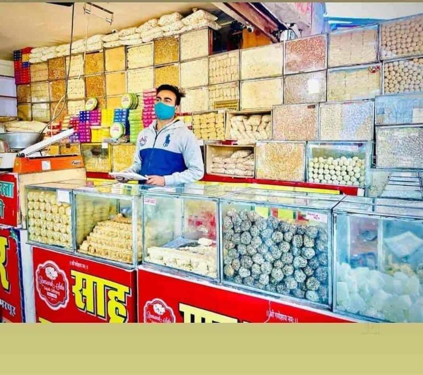 Archit bhargava in Vaishali Nagar - Image 1