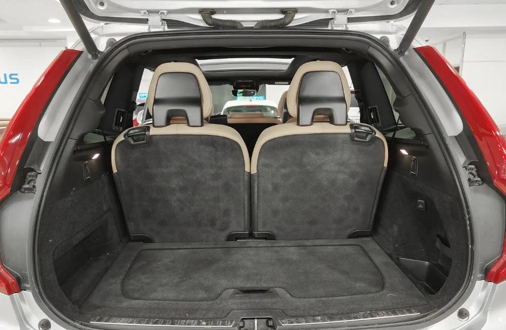 Volvo XC90 T8 Recharge Inscription AWD en Gandia - Imagen 9