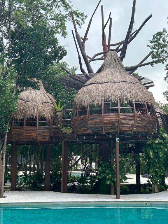 HERMOSA CASA EN PRIVADA EN RENTA PUERTO MORELOS Q.ROO (ARC-1071) en Puerto Morelos - Imagen 1
