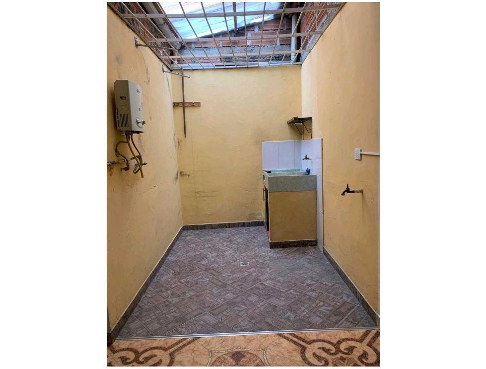 Se vende 2do piso usado en Bello,barrio prado en Colombia - Imagen 2