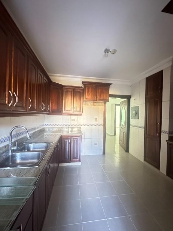 ALQUILER APARTAMENTO - SECTOR EVARISTO MORALES en Boca Chica - Imagen 5