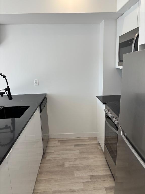 Studio available now, NDG in Canada - Image 1