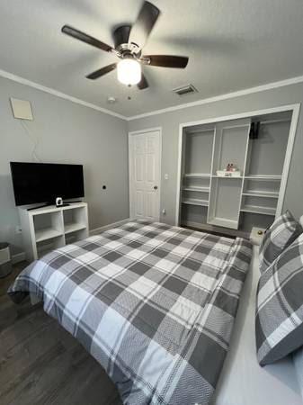 RENTO 2 HABITACIONES en Hialeah - Imagen 4