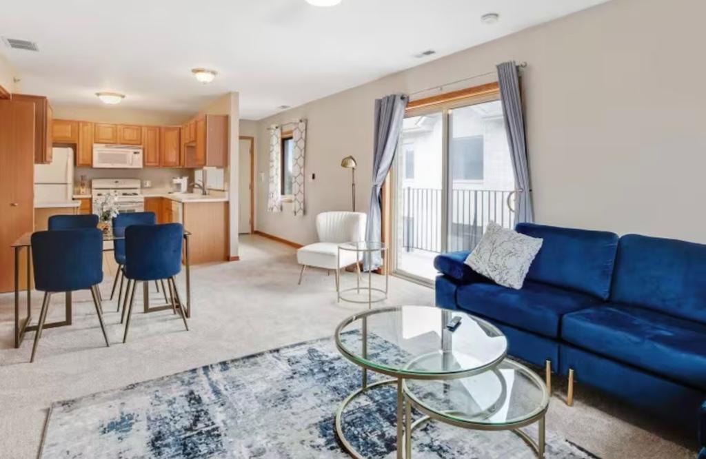 7-Unit Turnkey Condo Portfolio- Chicago Ridge- in United States - Image 8