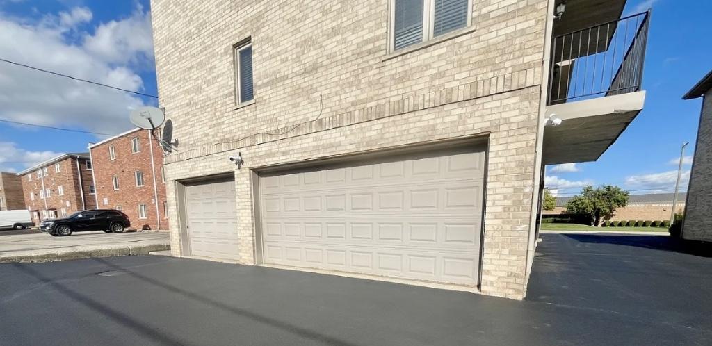 7-Unit Turnkey Condo Portfolio- Chicago Ridge- in United States - Image 2