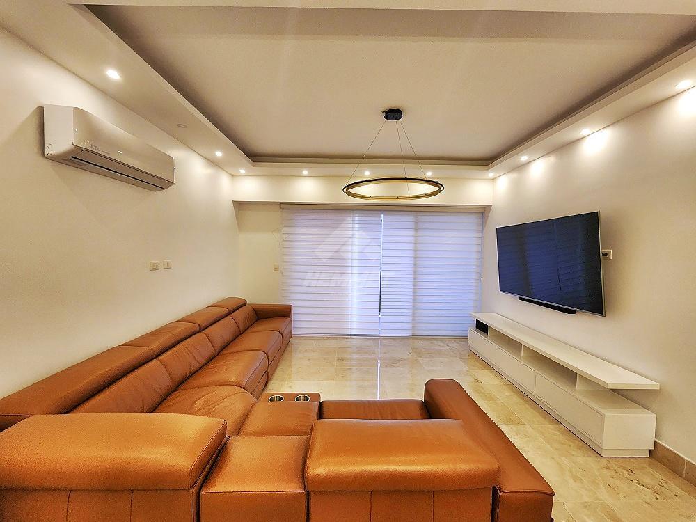 APARTAMENTO AMUEBLADO AREA SOCIAL Y PISCINA LA ESMERALDA STGO. en Licey al Medio - Imagen 3