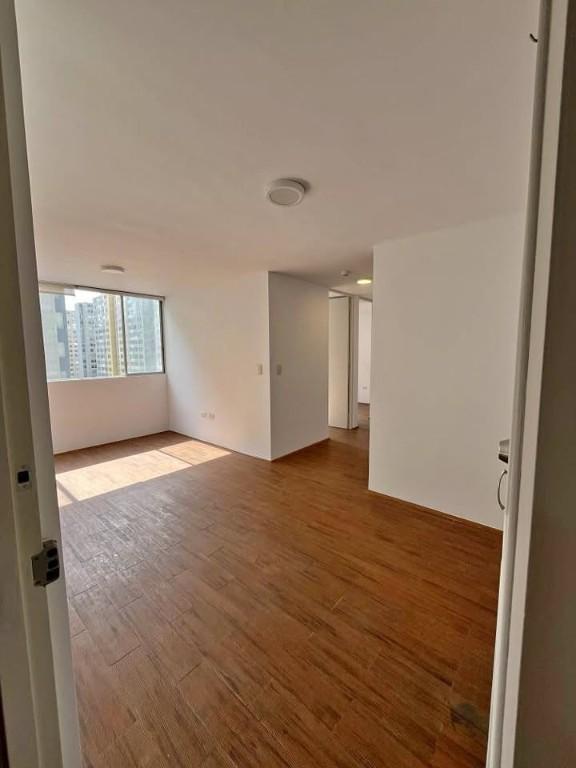 Alquiler de departamento condominio los laureles comas en Lima - Imagen 6
