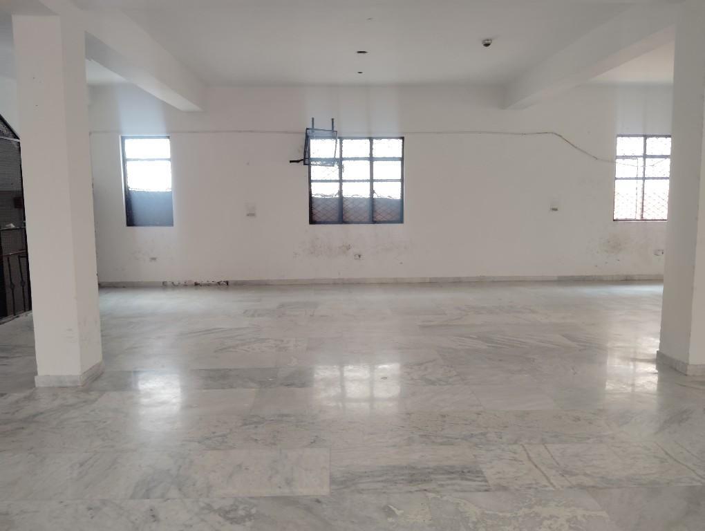FOR RENT 800 MTR BUILDING in Noida - Image 4