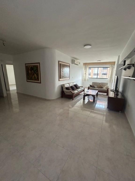 Apartamento totalmente AMOBLADO en la trigaleña baja en Guacara - Imagen 1