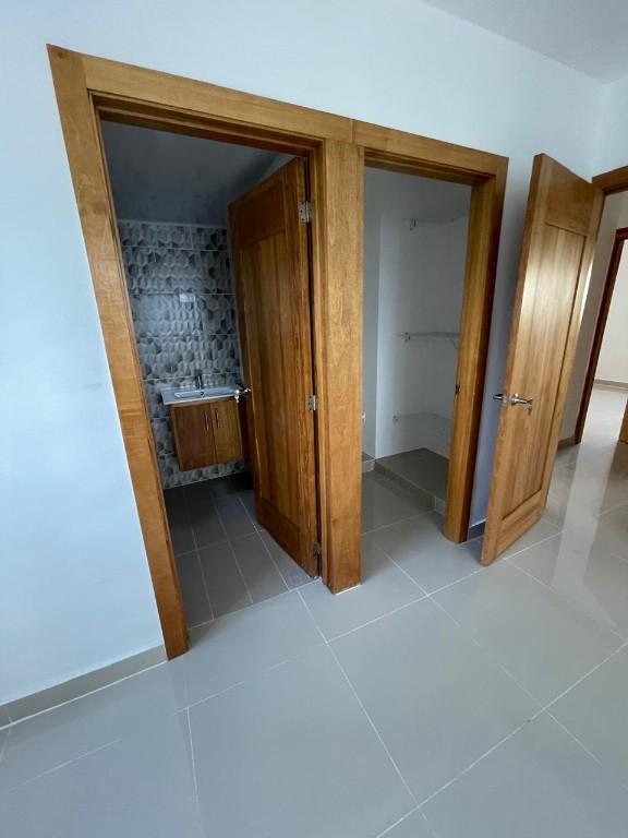 APARTAMENTO EN VENTA. en Licey al Medio - Imagen 7